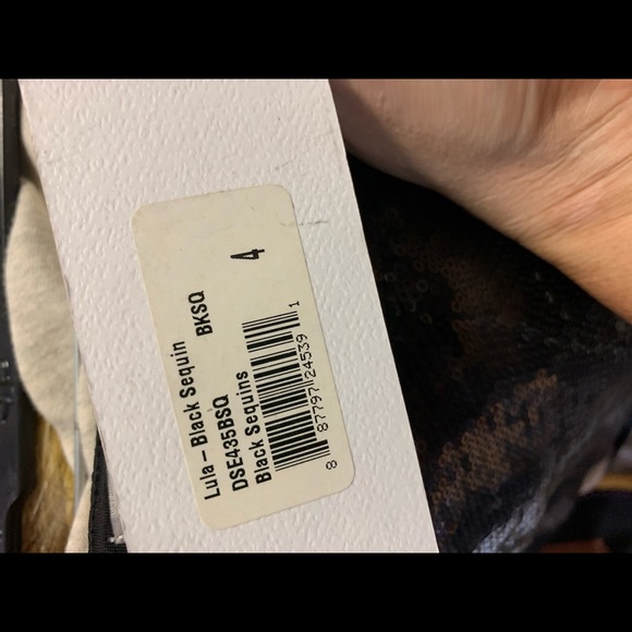 Wildfox Lula Sequin Skirt - Picture 2 of 3